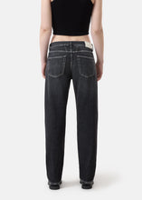 Load image into Gallery viewer, JONTA RELAXED JEANS | DARK GREY