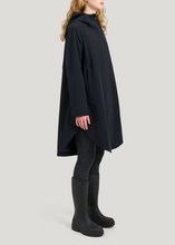 Load image into Gallery viewer, WAY PONCHO PARKA | BLACK TRETORN