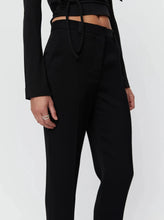 Charger l&#39;image dans la galerie, CLASSIC LADY PANTS | BLACK DAY BIRGER AND MIKKELSEN