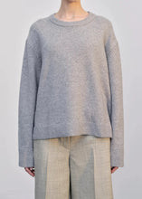 Charger l&#39;image dans la galerie, DOOFA KNIT ROUNDNECK | LIGHT GREY HERSKIND