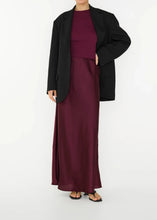 Load image into Gallery viewer, EVE&#39;CL SKIRT | BURGUNDY CLUB L&#39;AVENIR