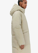 Charger l&#39;image dans la galerie, ELSIE HEAVY WINTER JACKET | SAND GREY ELVINE