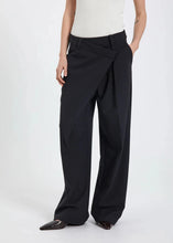 Load image into Gallery viewer, ELUNA PANTS | BLACK NORR