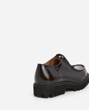 Load image into Gallery viewer, MARLON LEATHER | CHOCOLATE FLATTERED