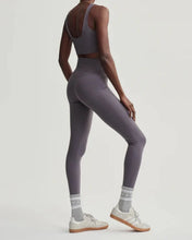 Charger l&#39;image dans la galerie, FREESOFT HIGH RISE LEGGING | DARK GULL GREY VARLEY