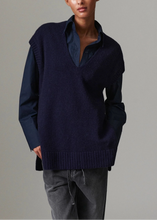 Load image into Gallery viewer, FLYNN SOFT LAMB | DARK SAPPHIRE DAY BIRGER AND MIKKELSEN