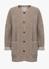 Load image into Gallery viewer, HANNAH TEDDY OVERSIZED JACKET | TAUPE (Copie) AME