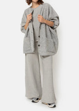 Load image into Gallery viewer, INES WOOLY SLEEVELESS JACKET | LIGHT GREY AME