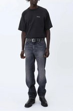 Load image into Gallery viewer, LA BACK INVERSED MAN T-SHIRT | BLACK WON HUNDRED