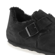 Charger l&#39;image dans la galerie, LONDON SHEARLING SUEDE | BLACK BIRKENSTOCK