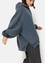 Load image into Gallery viewer, LUIS OVERSIZED HOODIE | VINTAGE NAVY