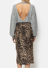 Charger l&#39;image dans la galerie, LYS MIDI SKIRT | LEOPARD PRINT AME