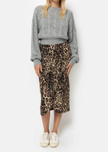 Load image into Gallery viewer, LYS MIDI SKIRT | LEOPARD PRINT AME