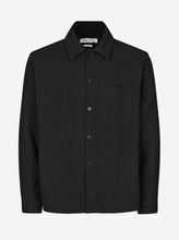 Charger l&#39;image dans la galerie, SACASTOR X C OVERSHIRT | BLACK SAMSOE SAMSOE