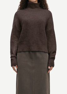 NOLA CASHMERE TURTLENECK | CHOCOLATE TORTE SAMSOE SAMSOE