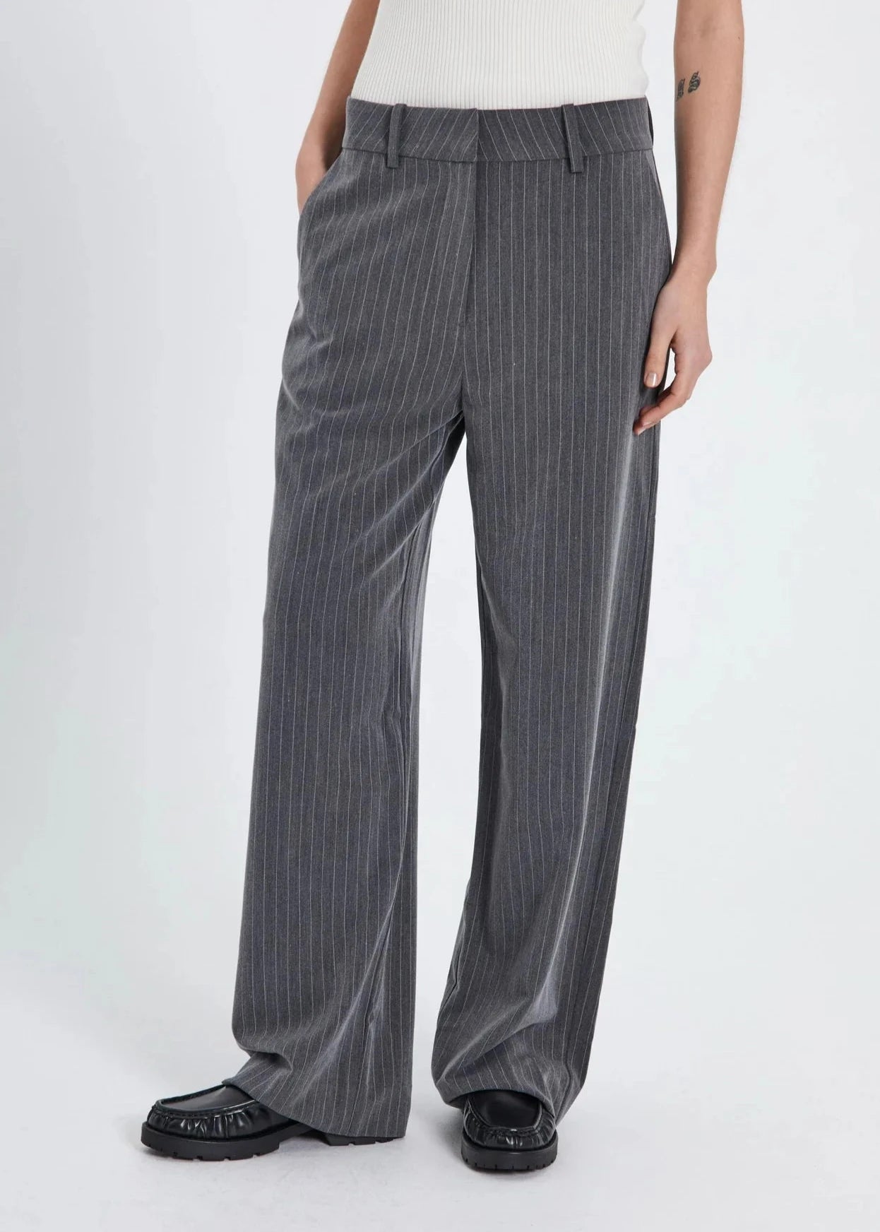 NEO PINSTRIPE PANTS | GREY NORR