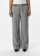 Load image into Gallery viewer, OBFRAME MW PANTS | LIGHT GREY DENIM