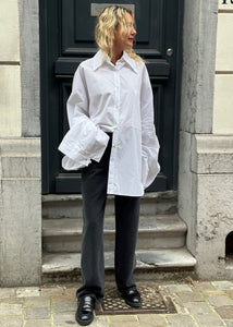 OVERSIZED POPLIN SHIRT | WHITE STUDIO CUT