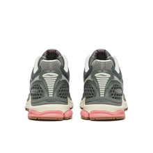 Load image into Gallery viewer, PROGRID TRIUMPH 4 | AGAVE/PEACH SAUCONY