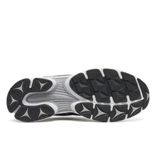 Load image into Gallery viewer, PROGRID TRIUMPH 4 | FOG BLACK SAUCONY