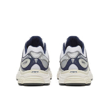 Load image into Gallery viewer, PROGRID OMNI 9 | WHITE/NAVY SAUCONY