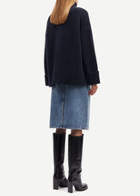 Load image into Gallery viewer, SAKEIKU TURTLENECK | SALUTE SAMSOE SAMSOE