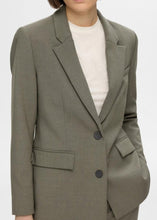 Load image into Gallery viewer, SLFRITA LS CLASSIC BLAZER | KALAMATA SELECTED