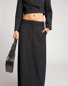 SUTTLE SKIRT | BLACK MUNTHE