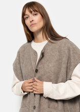 Load image into Gallery viewer, INES TEDDY OVERSIZED JACKET | TAUPE AME