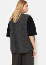 Load image into Gallery viewer, MADISON SLEEVELESS WOOL JACKET | DARK GREY AME