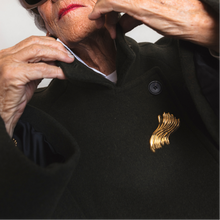 Load image into Gallery viewer, TINY BROCHE | GOLD PIN PEOPLE