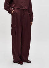 Load image into Gallery viewer, VALO-M QUILANA PANT | BURGUNDY MBYM