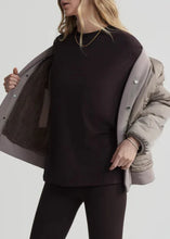 Load image into Gallery viewer, JOANNA REVERSIBLE JACKET | FUNGI/COFFEE QUARTZ VARLEY