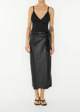 Load image into Gallery viewer, VICA&#39;CL SKIRT | BLACK CLUB L&#39;AVENIR