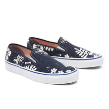 Load image into Gallery viewer, SLIP-ON 48 DECK ANAHEIM FACTORY | FLORAL NAVY