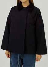 Load image into Gallery viewer, VANA SHORT TRENCH | DARK NAVY