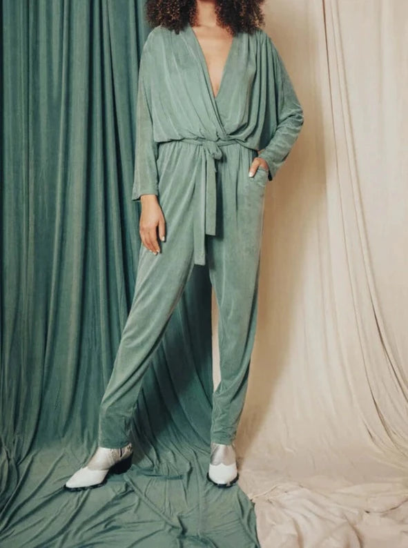 WRAP JUMPSUIT SAGE GREEN Mellow Concept