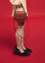Load image into Gallery viewer, CLAIRE BAG | CARAMEL ZARINA ROUGE