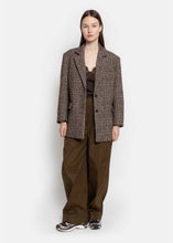 Load image into Gallery viewer, OYSTER CHECKED BLAZER | CHECKED worn view