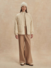 Load image into Gallery viewer, SERINA REVERSIBLE QUILT JACKET SANDSHELL M VARLEY