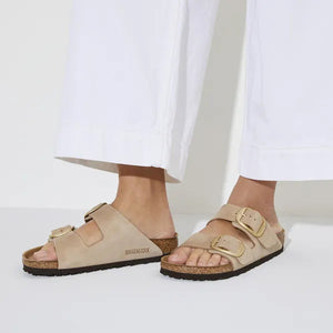 ARIZONA BIG BUCKLE NUBUK LEATHER | SANDCASTLE (NARROW) BIRKENSTOCK