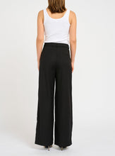 Charger l&#39;image dans la galerie, PAULAGZ MW WIDE PANTS | BLACK GESTUZ