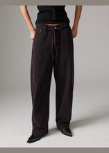 Load image into Gallery viewer, DAY Birger et Mikkelsen Blaire Barrel Jeans in Coffee Bean – worn view