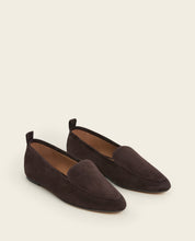Load image into Gallery viewer, Cajsa Suede Chocolate – Flattered