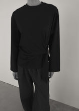 Load image into Gallery viewer, Club l’Avenir sina — worn view without face