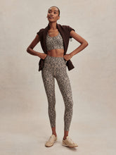 Load image into Gallery viewer, Varley FREESOFT HIGH RISE LEGGING 25 | DAPPLED FLORAL