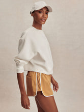 Load image into Gallery viewer, Varley TASMIN CROPPED SWEAT | SNOW WHITE