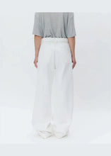 Load image into Gallery viewer, DAY Birger et Mikkelsen Elijah Denim | Winter White Denim – alternate view 4