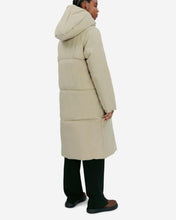 Charger l&#39;image dans la galerie, ELSIE HEAVY WINTER JACKET | SAND GREY ELVINE