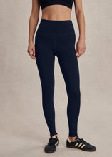 Load image into Gallery viewer, Varley FREESOFT HIGH RISE LEGGING 28 | SKY CAPTAIN